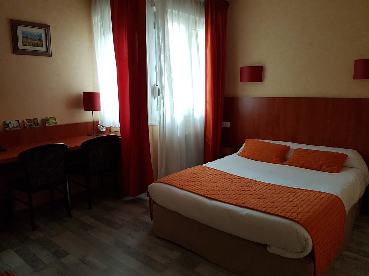 Logis Hotel Le Florina Sainte-Florine Exterior foto